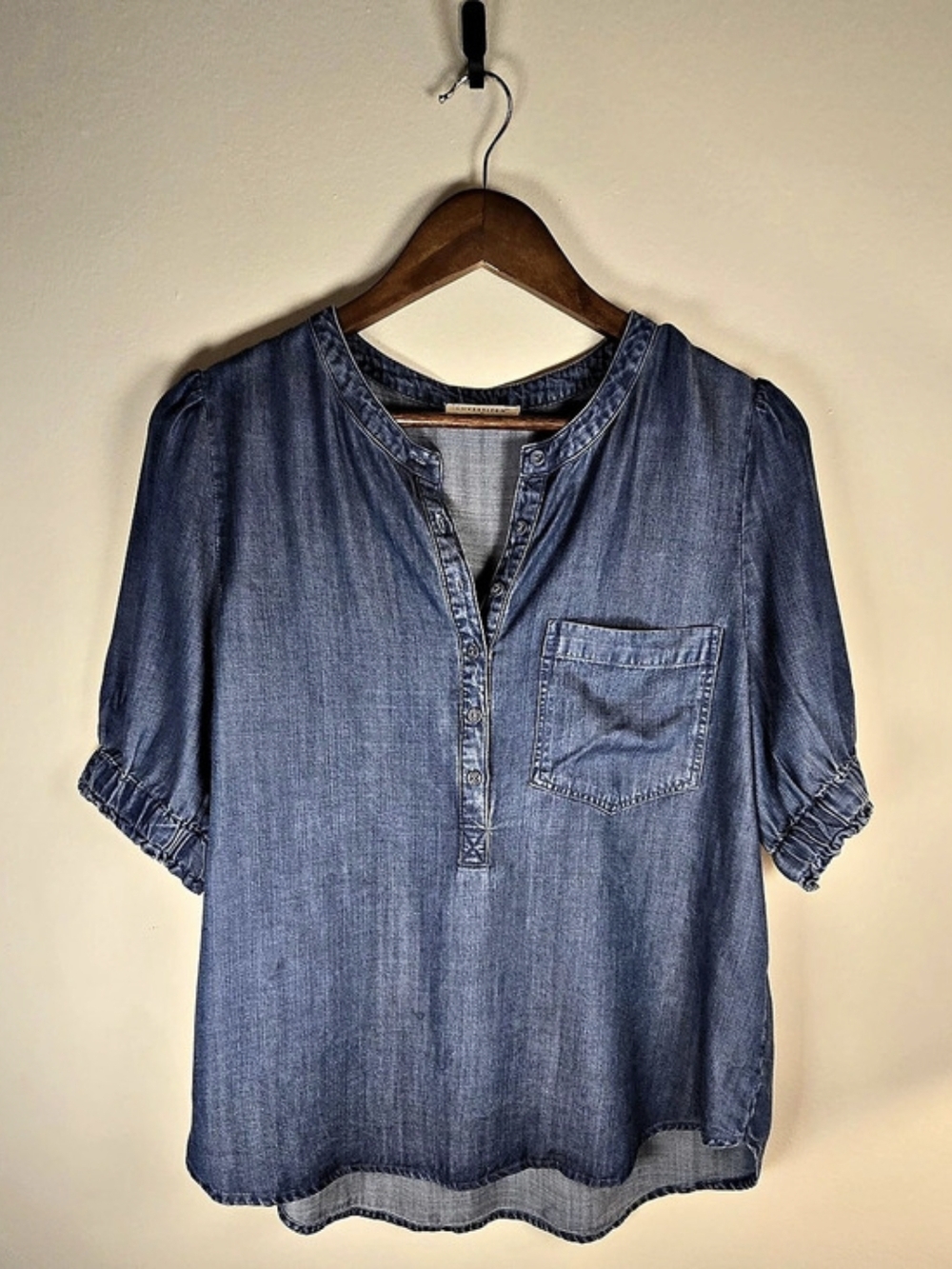 Lovestitch 100% Tencel Denim Henley Chambray Shirt Smocked Cuff Size Small